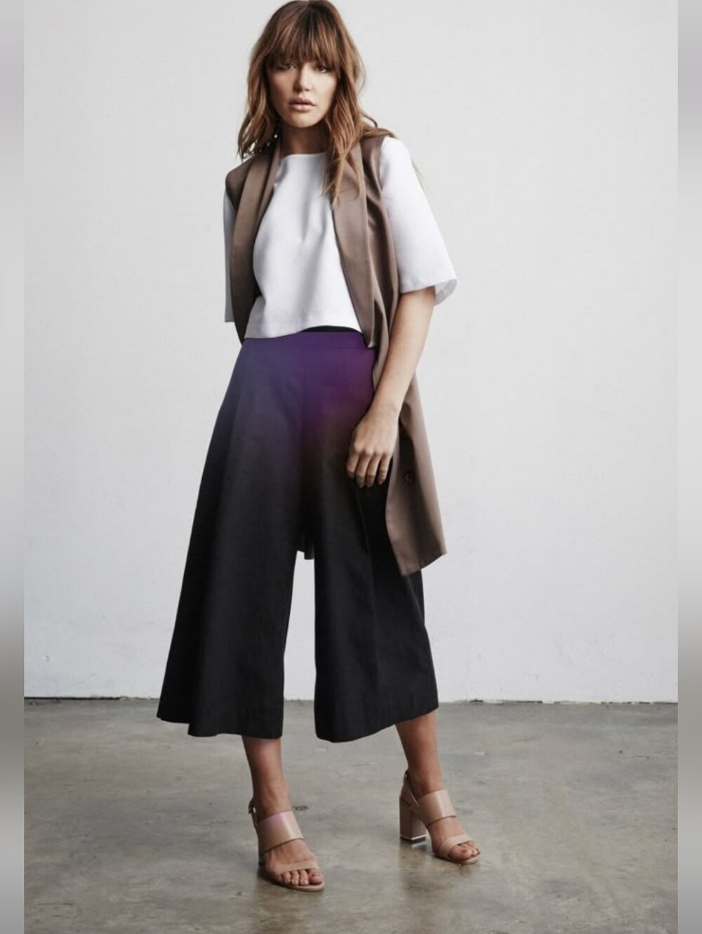 Cato Black Wide-Leg Cropped Gauchos with Sailor Button Detail